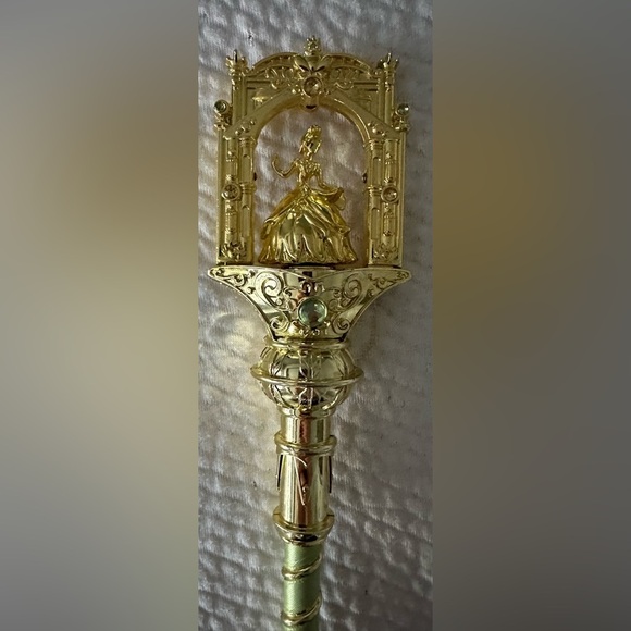 Disney: Tiana Light-Up Wand - Picture 4 of 7